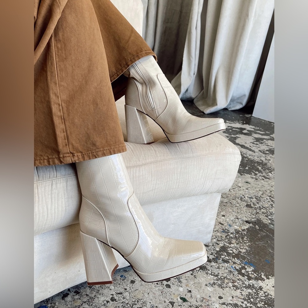 Jamie Croc Cream Platform Boots